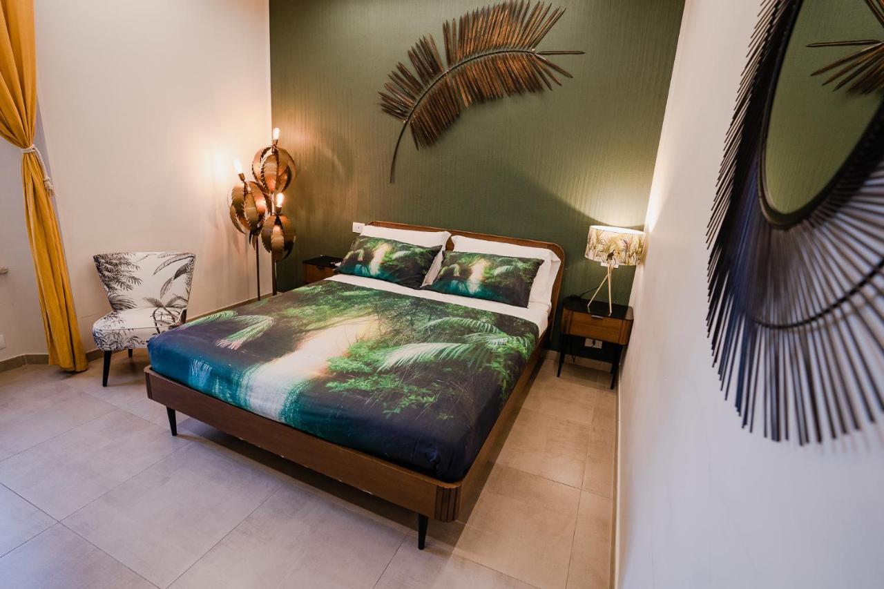 Le Boutique Luxury Rooms Diffused In Historic Center フィウミチーノ エクステリア 写真