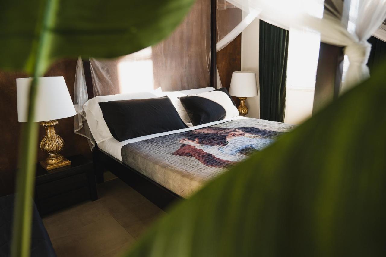 Le Boutique Luxury Rooms Diffused In Historic Center フィウミチーノ エクステリア 写真