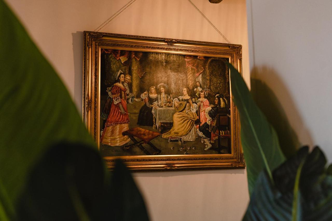 Le Boutique Luxury Rooms Diffused In Historic Center フィウミチーノ エクステリア 写真