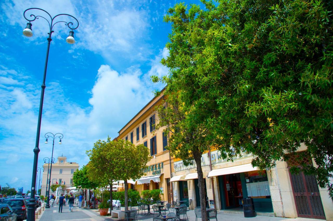 Le Boutique Luxury Rooms Diffused In Historic Center フィウミチーノ エクステリア 写真