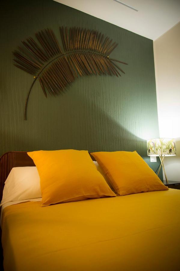 Le Boutique Luxury Rooms Diffused In Historic Center フィウミチーノ エクステリア 写真