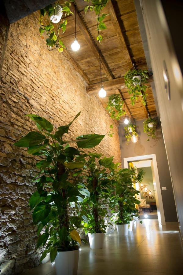 Le Boutique Luxury Rooms Diffused In Historic Center フィウミチーノ エクステリア 写真